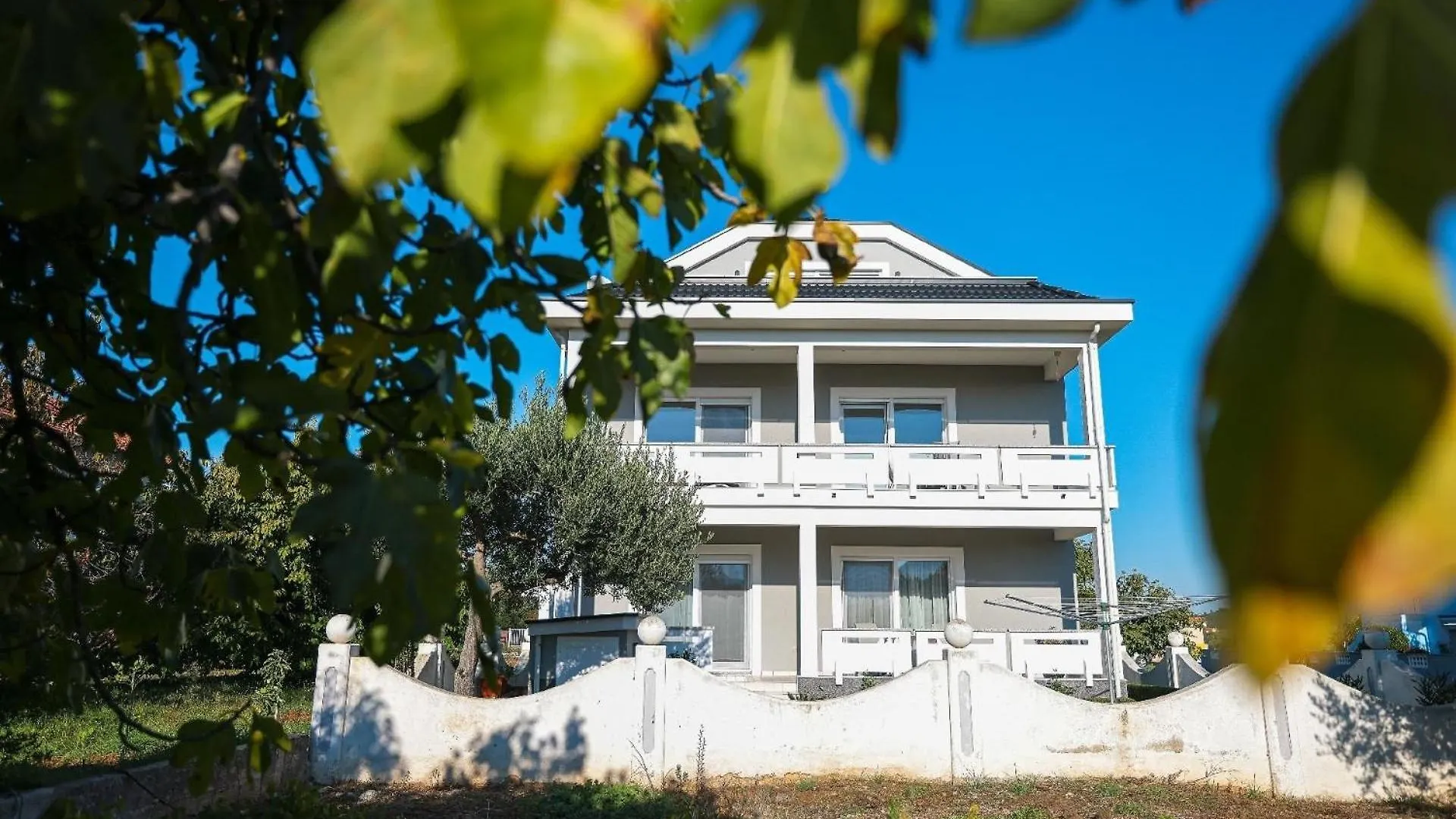 Apartment In Sukosan Mit Balkon, Nahe Am Strand Croatia