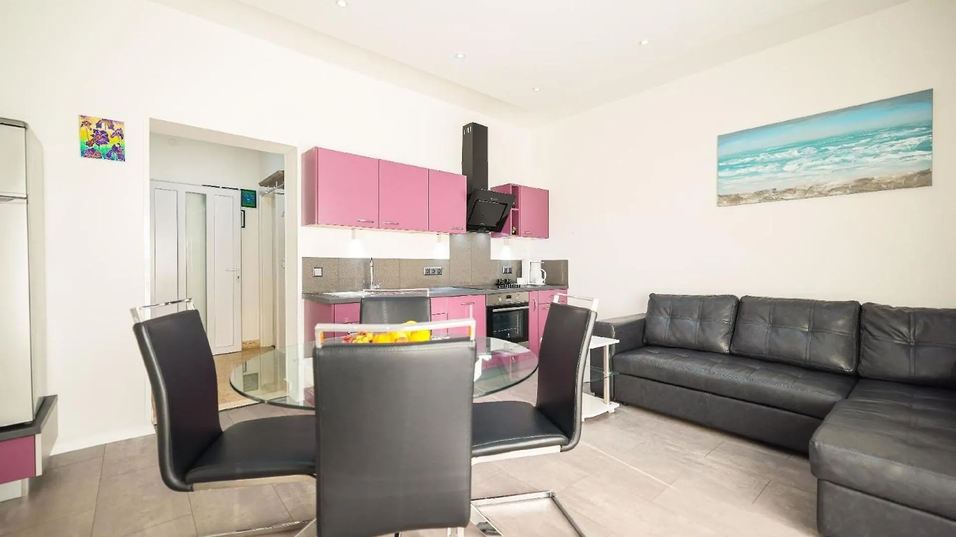 Apartment In Sukosan Mit Balkon, Nahe Am Strand 0*,